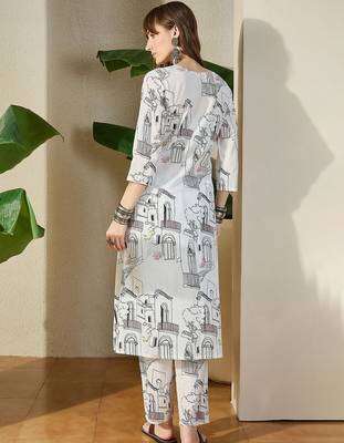 women printed regular  cotton kurta with trousers 4