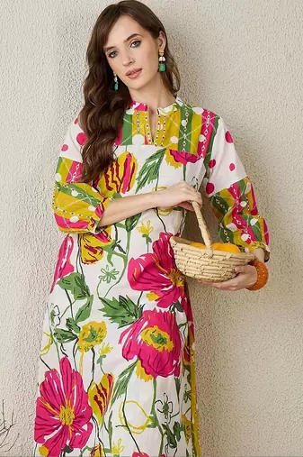 women floral printed regular  cotton kurta with trousers