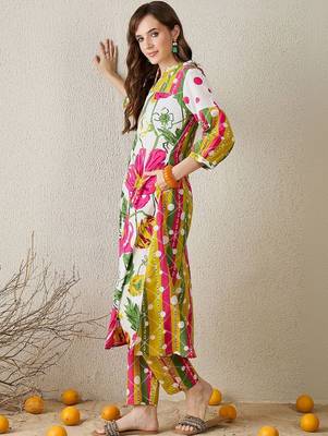 Women Floral Printed Regular Pure Cotton Kurta with Trousers 5