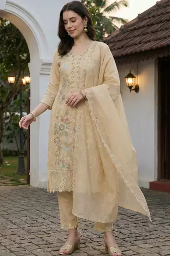 women floral embroidered regular thread work  cotton kurta with trousers & with dupatta