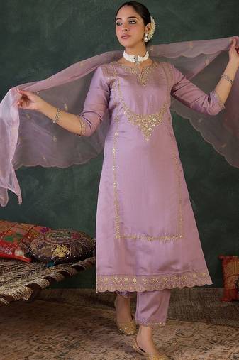 Women Ethnic Motifs Embroidered Regular Thread Work Kurta with Trousers & With Dupatta