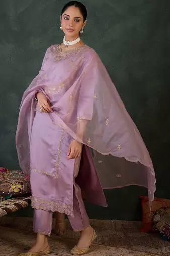 Women Ethnic Motifs Embroidered Regular Thread Work Kurta with Trousers & With Dupatta