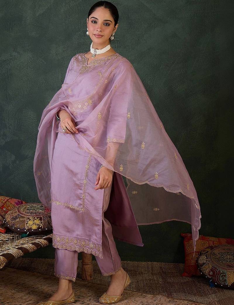 Women Ethnic Motifs Embroidered Regular Thread Work Kurta with Trousers & With Dupatta