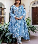 Women Floral Printed Regular Pure Cotton Kurta with Trousers & With Dupatta