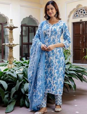 Women Floral Printed Regular Pure Cotton Kurta with Trousers & With Dupatta 4