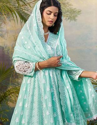 women ethnic motifs embroidered regular thread work  cotton kurta with trousers & with dupatta 3