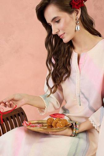 Women Floral Printed Regular Linen Kurta with Trousers & With Dupatta