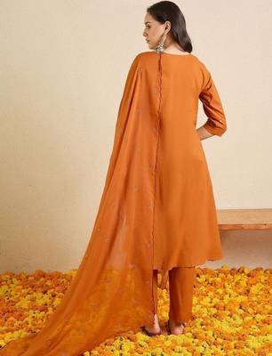 women floral embroidered regular thread work  cotton kurta with trousers & with dupatta 3