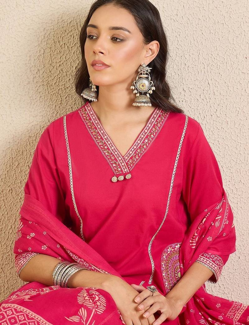 Women Ethnic Motifs Printed Regular Beads and Stones Pure Cotton Kurta with Trousers & With Dupatta