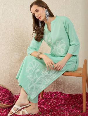 women floral embroidered regular thread work  cotton kurta with trousers 1