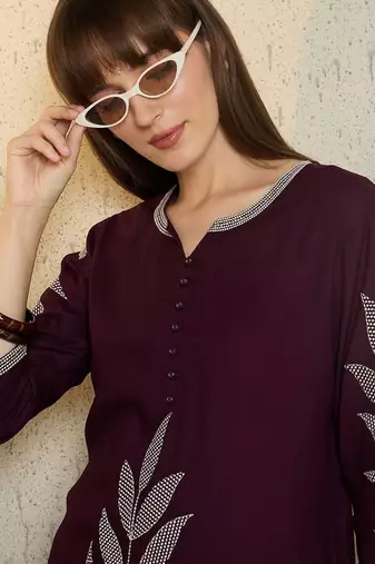 Women Floral Printed Kurta with Trousers