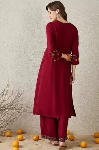 Women Floral Printed Regular Thread Work Kurta with Palazzos