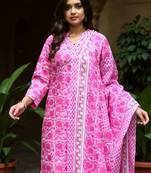 Women Floral Printed Cotton Kurta with Trousers & Dupatta