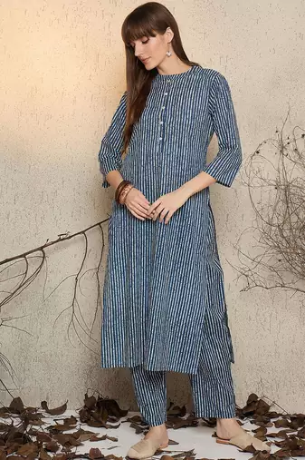women striped  cotton kurta with trouser