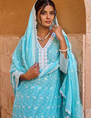 floral embroidered thread work  cotton straight kurta with trousers & dupatta 1