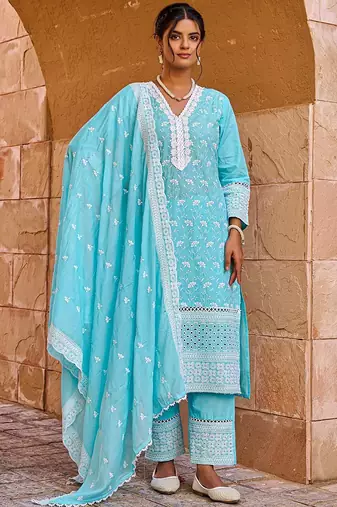 Floral Embroidered Thread Work Pure Cotton Straight Kurta With Trousers & Dupatta
