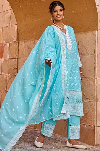 Floral Embroidered Thread Work Pure Cotton Straight Kurta With Trousers & Dupatta