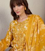 Floral Printed Thread Work Straight Kurta With Trouser & Dupatta