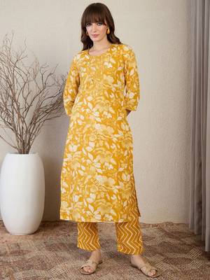 Floral Printed Thread Work Straight Kurta With Trouser & Dupatta 5
