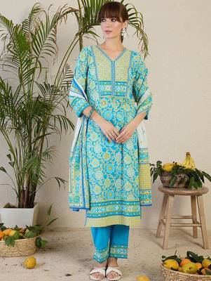 Women Floral Printed Cotton Kurta with Trousers & Dupatta 2