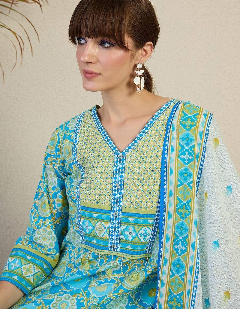 Women Floral Printed Cotton Kurta with Trousers & Dupatta
