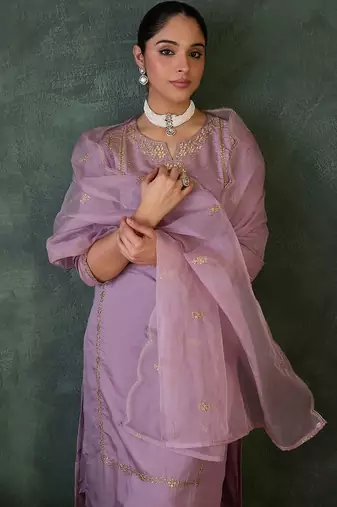 Women Ethnic Motifs Embroidered Kurta with Trousers & Dupatta