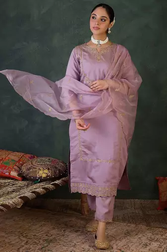 Women Ethnic Motifs Embroidered Kurta with Trousers & Dupatta