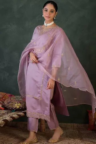 Women Ethnic Motifs Embroidered Kurta with Trousers & Dupatta