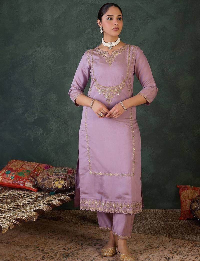 Women Ethnic Motifs Embroidered Kurta with Trousers & Dupatta