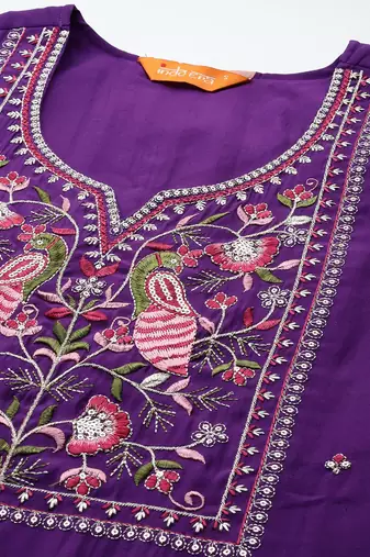 Ethnic Motifs Embroidered Thread Work Kurta with Trousers & With Dupatta