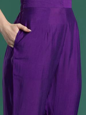 Ethnic Motifs Embroidered Thread Work Kurta with Trousers & With Dupatta 3