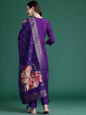 Ethnic Motifs Embroidered Thread Work Kurta with Trousers & With Dupatta 6