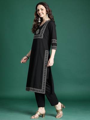 Ethnic Motifs Printed Pure Cotton Kurta with Trousers & Dupatta 6