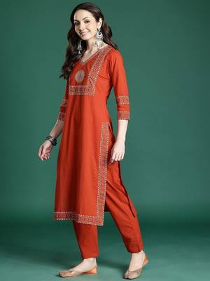 Ethnic Motifs Printed Pure Cotton Kurta with Trousers & Dupatta 5