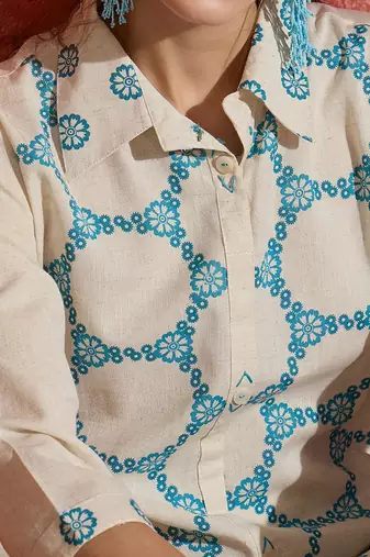 Floral Screen Printed Shirt Collar Straight Kurta With Trousers