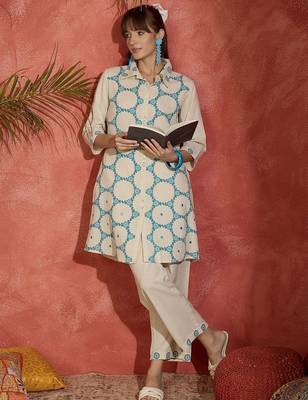 Floral Screen Printed Shirt Collar Straight Kurta With Trousers 6