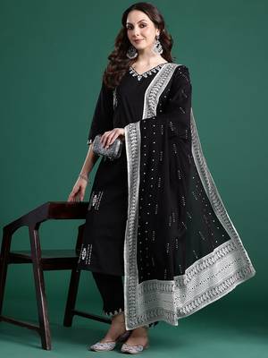 Ethnic Motifs Embroidered Thread Work Pure Cotton Kurta With Trousers & Dupatta 1