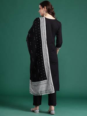 Ethnic Motifs Embroidered Thread Work Pure Cotton Kurta With Trousers & Dupatta 6