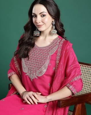 Ethnic Motifs Embroidered Kurta with Trousers & Dupatta 2