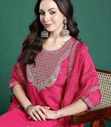 Ethnic Motifs Embroidered Kurta with Trousers & Dupatta