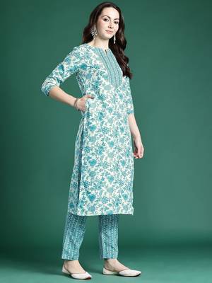 Floral Printed Kurta with Trousers & Dupatta 5