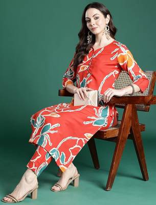 Floral Printed Regular Pure Cotton Kurta with Trousers 1