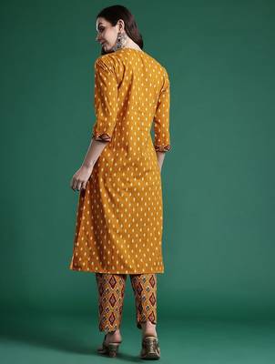 Women Printed Pleated Mirror Work Pure Cotton Kurta with Trousers 6
