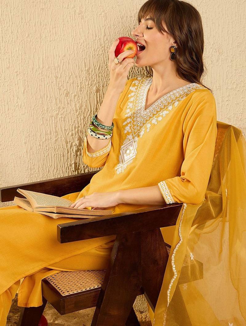 Floral Yoke Design V-Neck Straight Kurta With Trousers & Dupatta