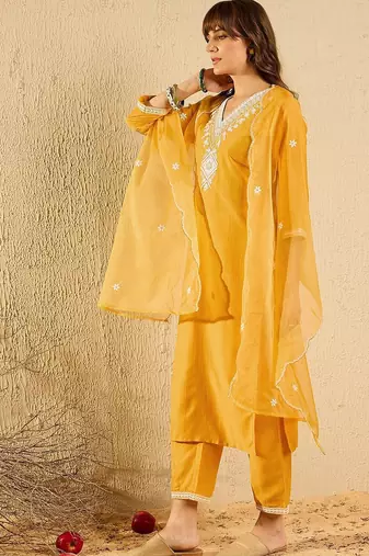 Floral Yoke Design V-Neck Straight Kurta With Trousers & Dupatta