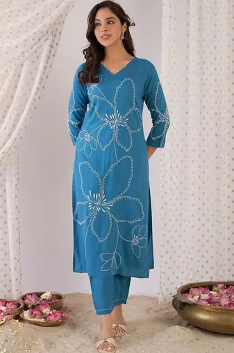 Floral Embroidered V-Neck Thread Work Straight Kurta With Trousers