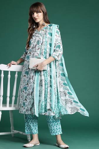 Floral Printed Pure Cotton Kurta with Trousers & With Dupatta