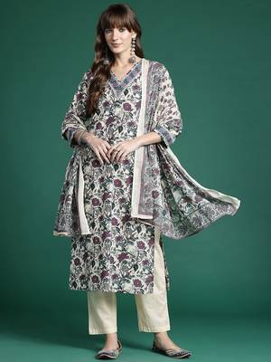 Floral Printed Regular Pure Cotton Kurta with Trousers & Dupatta 7