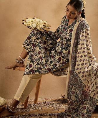 Floral Printed V-Neck Pure Cotton Straight Kurta With Trousers & Dupatta 1