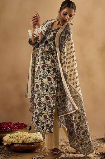 Floral Printed V-Neck Pure Cotton Straight Kurta With Trousers & Dupatta